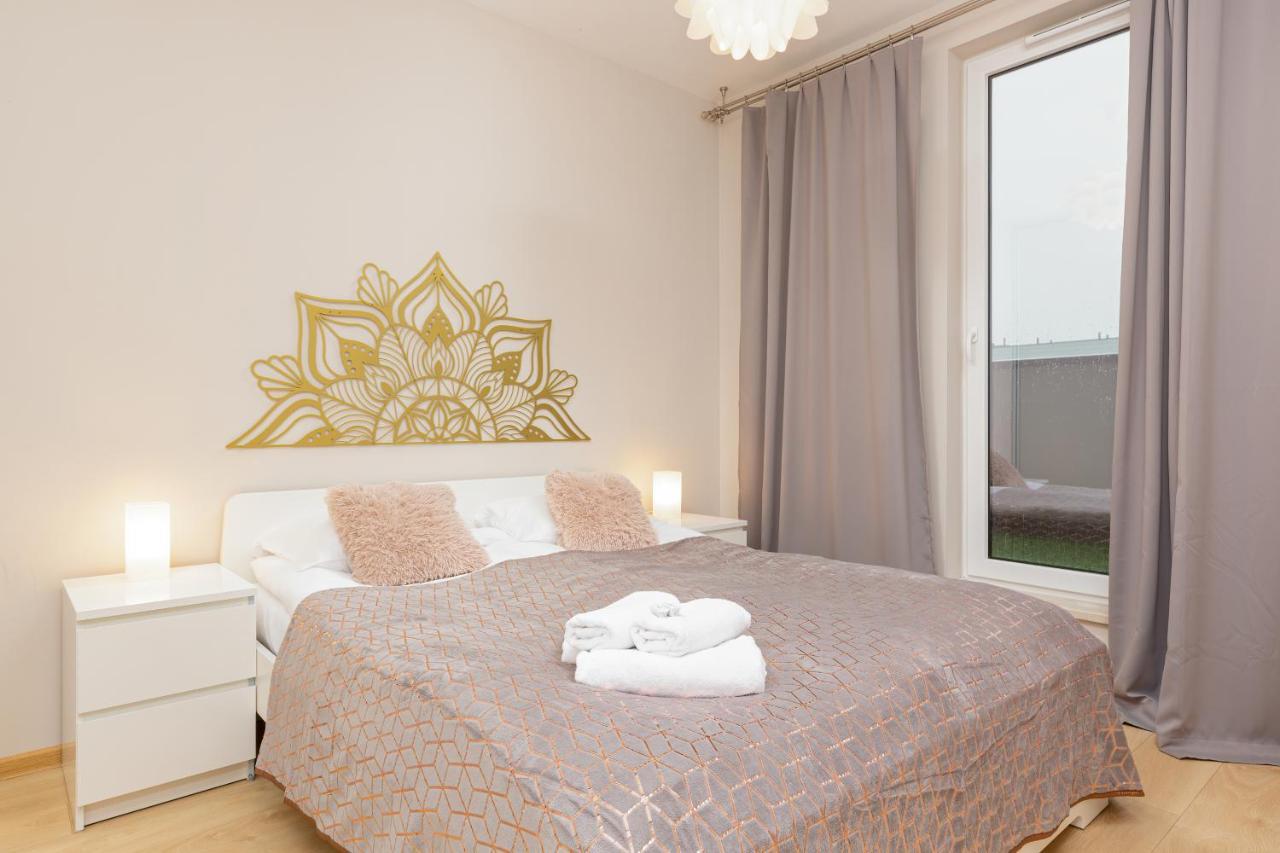 Espace Wilanow Apartments By Noclegi Renters Varsovie Extérieur photo